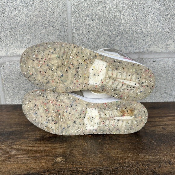 Nike Air Jordan 1 Mid SE GS Pastel Grind Shoes Size 5Y Sneaker DJ0338 100 - Picture 8 of 10